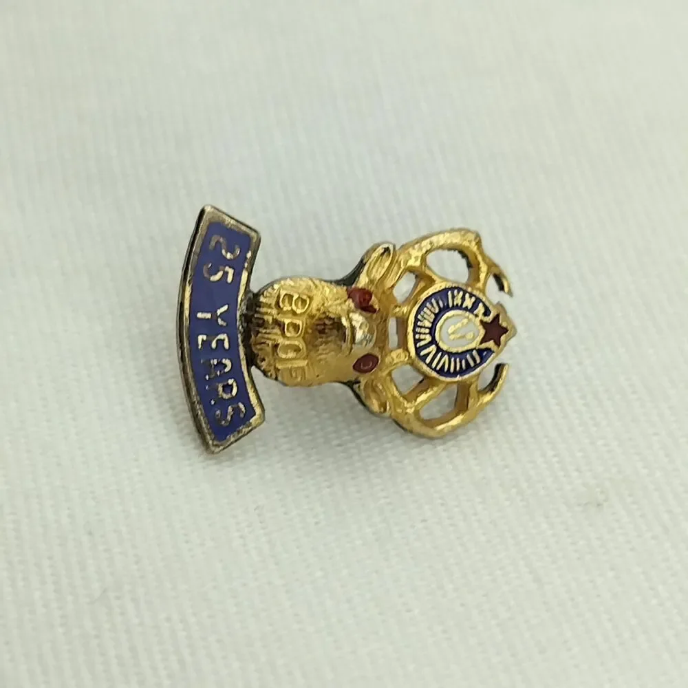 BPOE 25 Years Member Vintage Pin Red Eyes Elks Lodge Screw Back